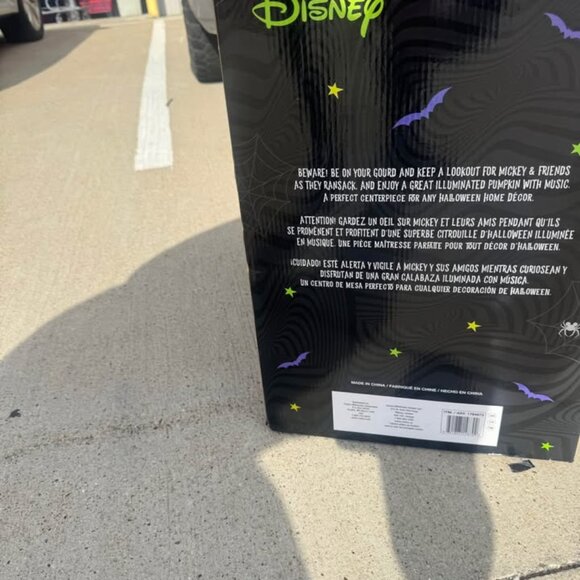 Disney Mickey and Friends Halloween Pumpkin House with Lights and Music🎃 2025 - Picture 2 of 3